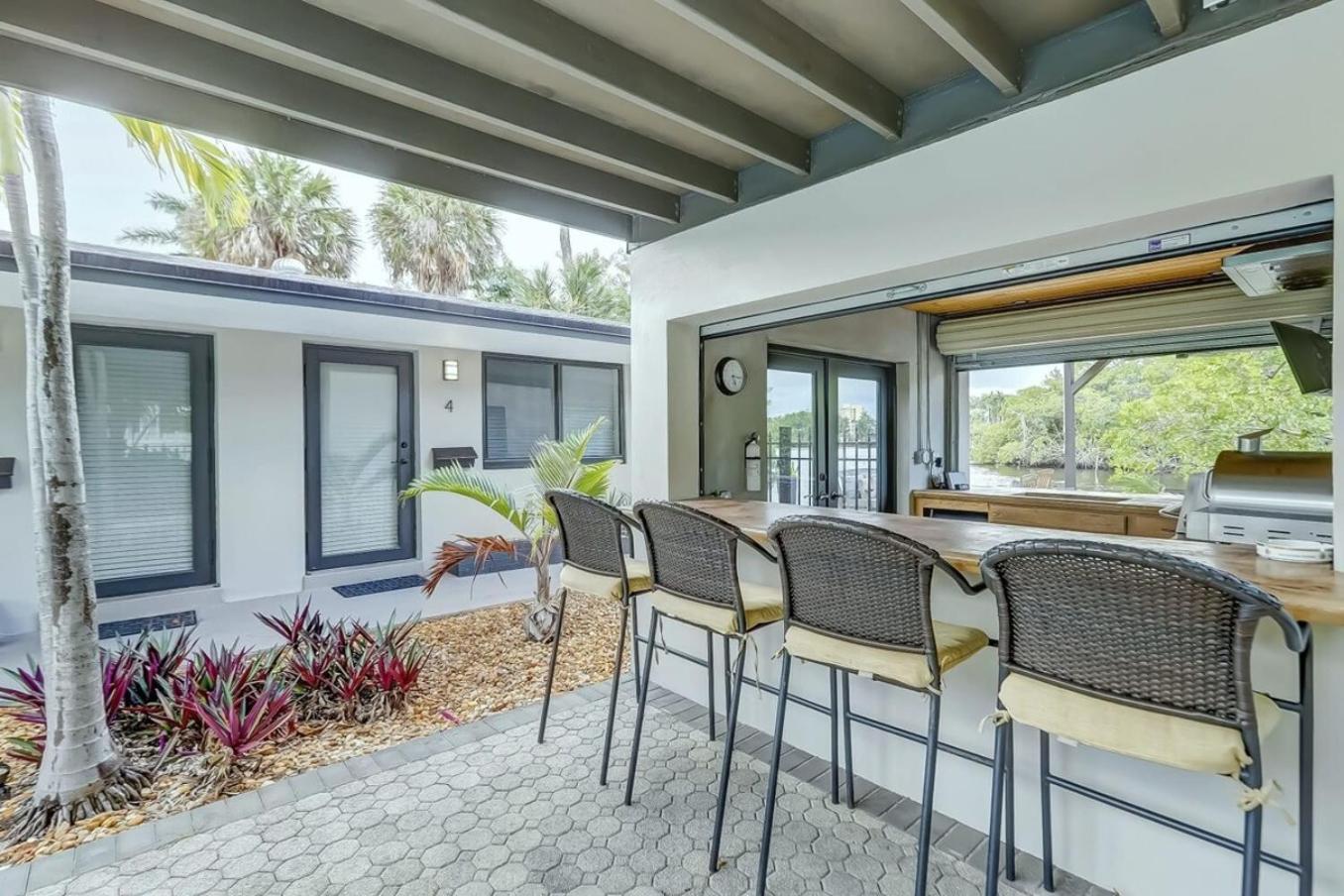Waterfront Apartment Private Patio Pool Fort Lauderdale Exterior photo